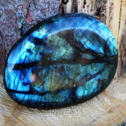 Image of Brou&scaron;en&yacute; labradorit