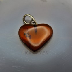 Př&iacute;vě&scaron;ek s jantarem