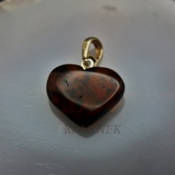 Př&iacute;vě&scaron;ek s jantarem