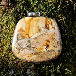 Jaspis př&iacute;vě&scaron;ek