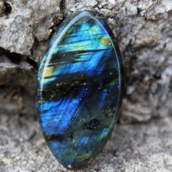 Image of Labradorit- ov&aacute;lek ( &scaron;perkov&aacute; kvalita)